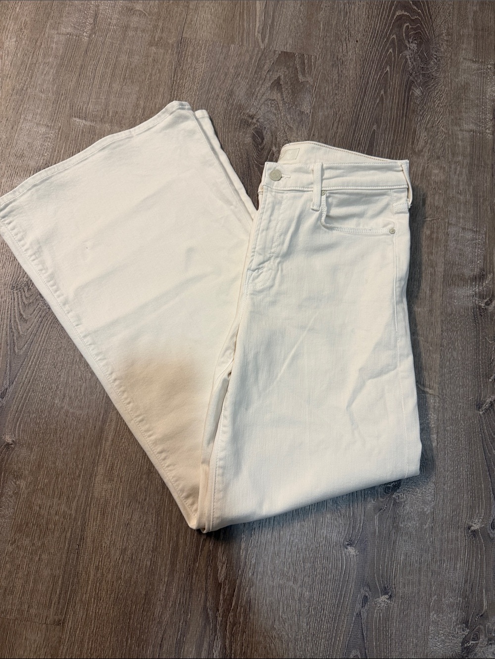 MOTHER THE TWISTER SKIMP JEAN IN CREAM PUFFS size 28 - Picture 10 of 10